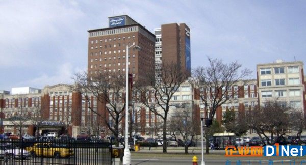 HenryFordHospitaldetroit.jpg